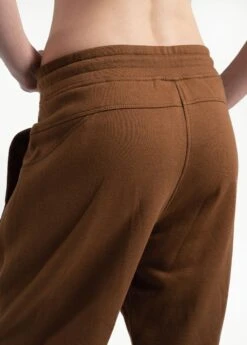 LOLE Essential Organic Cotton Joggers - Black Walnut 12 LOLE Essential Organic Cotton Joggers - Black Walnut -Draptura Sales LSU0003 C207 3 1900x