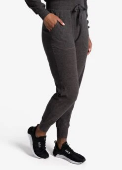 LOLE Om Tech Joggers - Magnet Heather -Draptura Sales LSW4403 G471 3 1900x