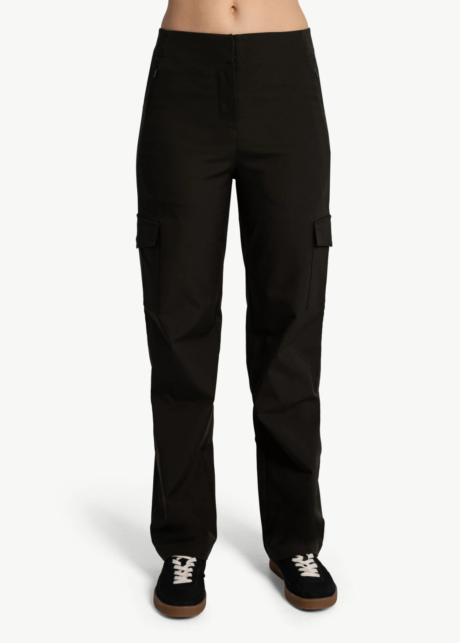 LOLE Miles Cargo Pants - Black 3 LOLE Miles Cargo Pants - Black